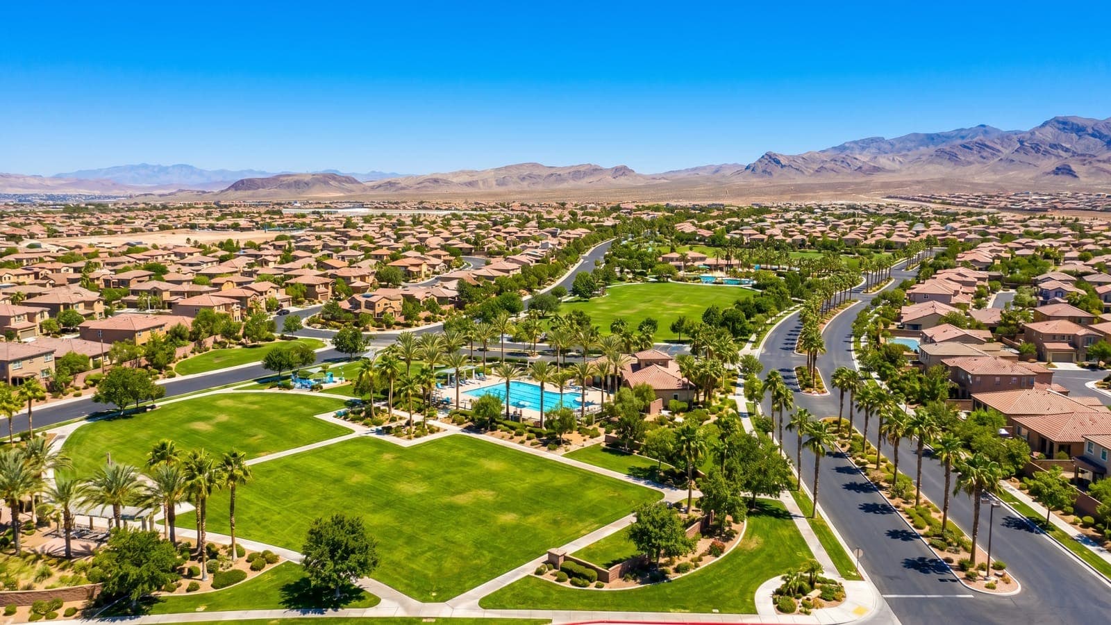Traverse Point gated condominium community in Green Valley, Henderson, Nevada